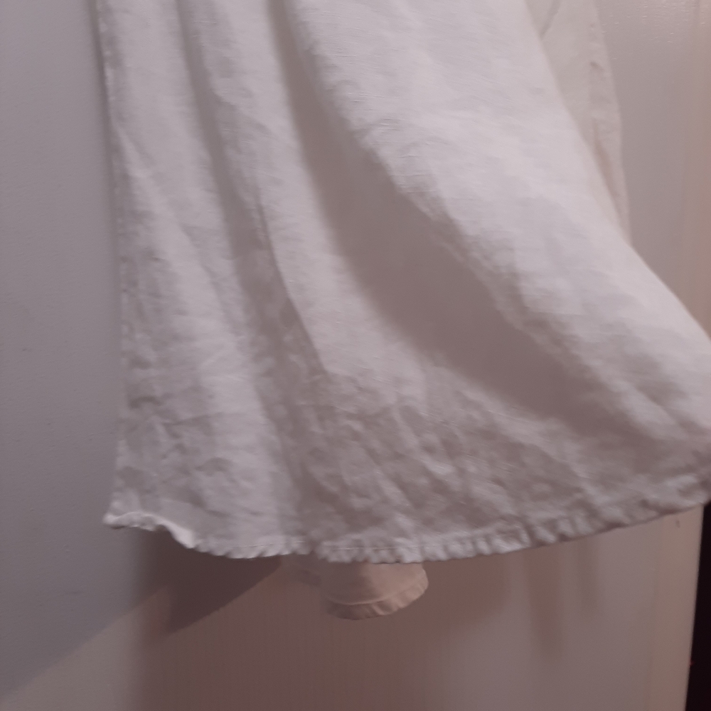 Elegant White Women's Skirt - Picture 10 of 14
